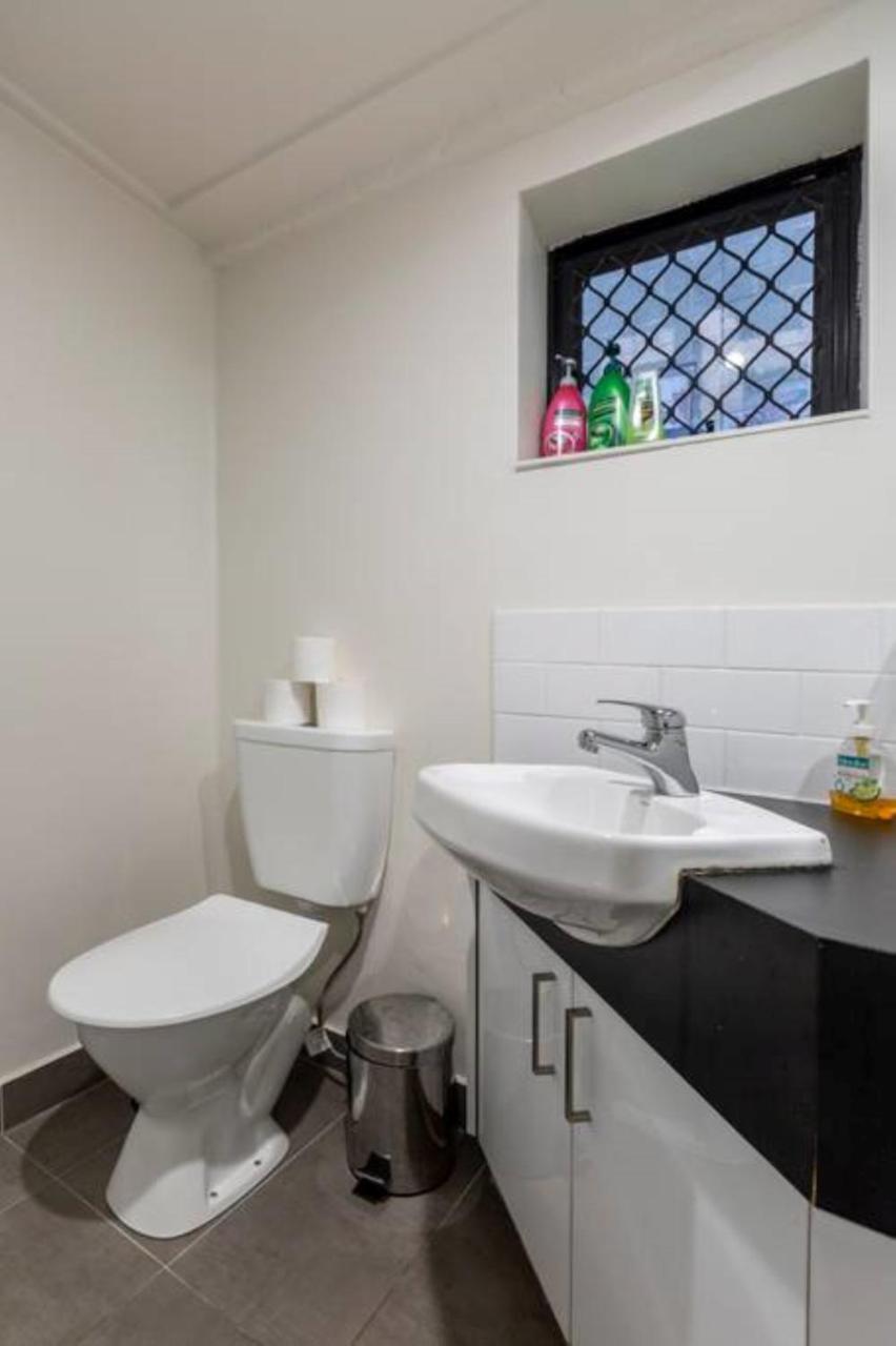 Readyset Apartments On Anthony Melbourne Dış mekan fotoğraf